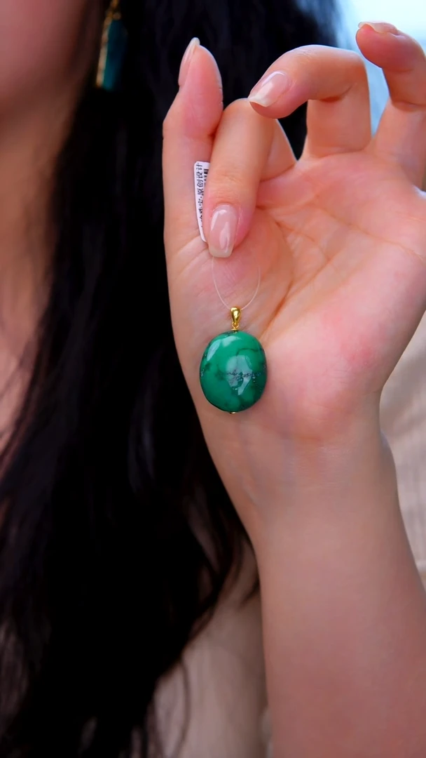 绿松石18K金镶嵌吊坠(赠链)1