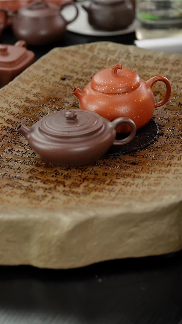 【闪购商品】紫砂茶壶朱泥铺砂胖茄瓜+紫泥云兮140cc