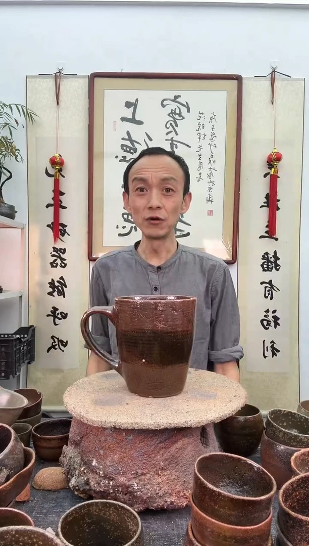 【闪购商品】瑕疵红色马克杯600毫升