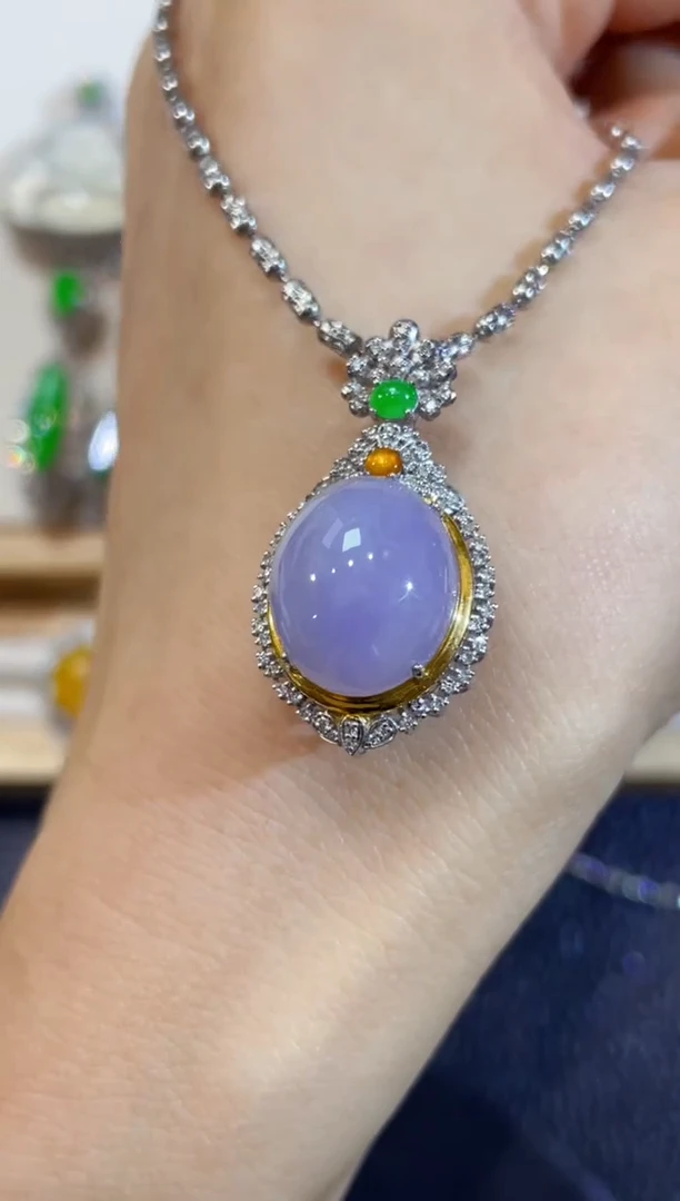 吊坠(不含链)18K金镶嵌翡翠团购46