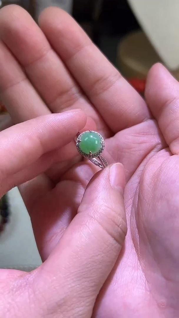 【闪购商品】翡翠戒指足银镶嵌戒指