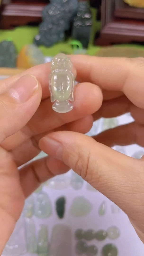 翡翠未镶嵌颈饰翡翠A货