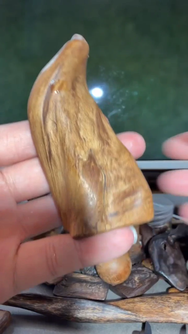 沉香手把件多样性发一