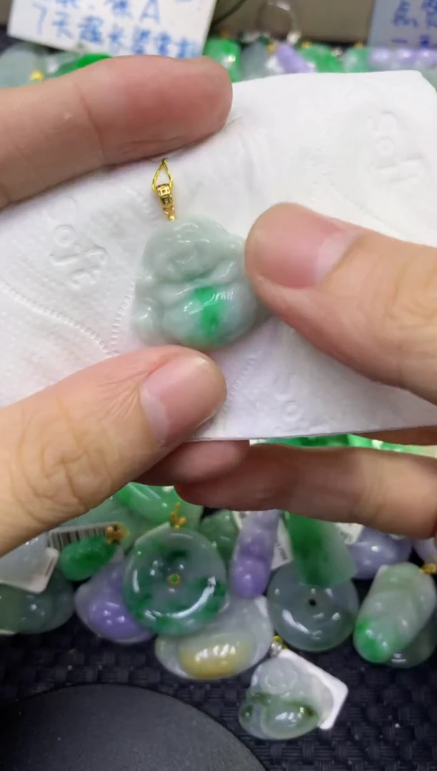 颈饰未镶嵌翡翠天然缅甸A货翡翠