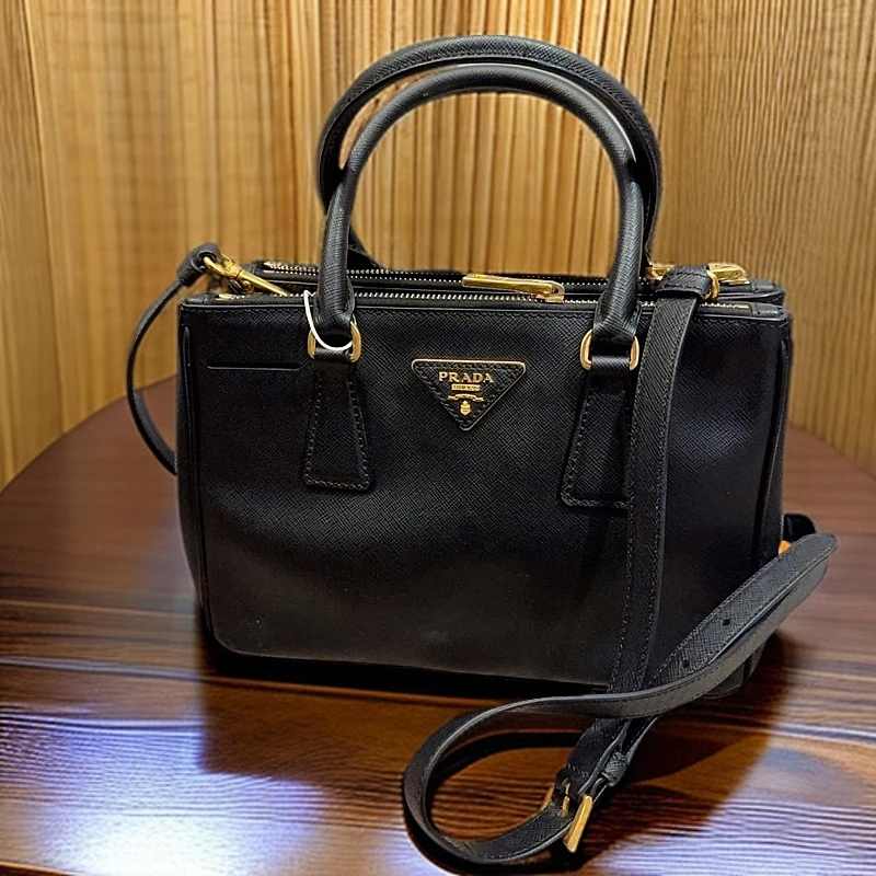 95新 Prada/普拉达 黑色杀手包 1188 4646