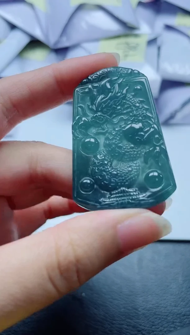 翡翠未镶嵌颈饰多样性发货随机一件发货-龙牌99