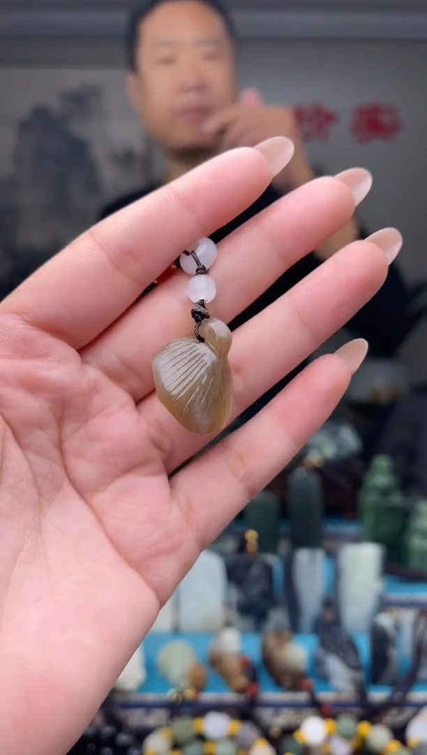未镶嵌和田玉挂件1