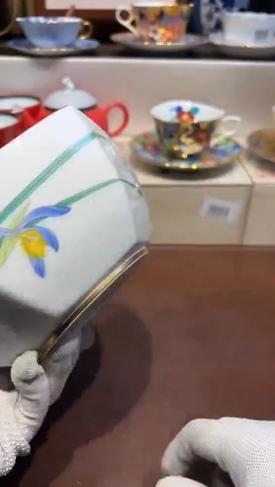 【闪购商品】中古回流瓷器好看。谨慎参拍