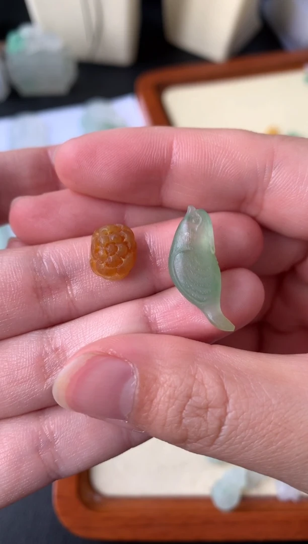 【闪购商品】定制翡翠未镶嵌翡翠