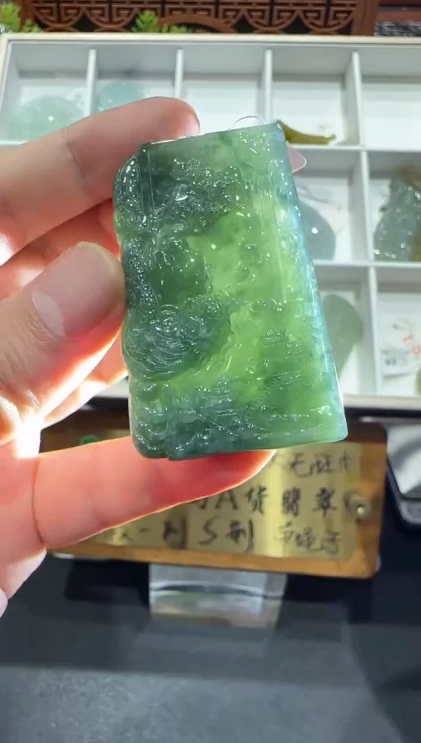 未镶嵌挂件翡翠A货翡翠多样性孤品