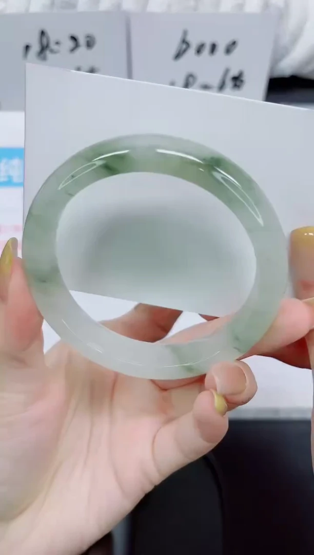 石英质玉手镯未镶嵌282