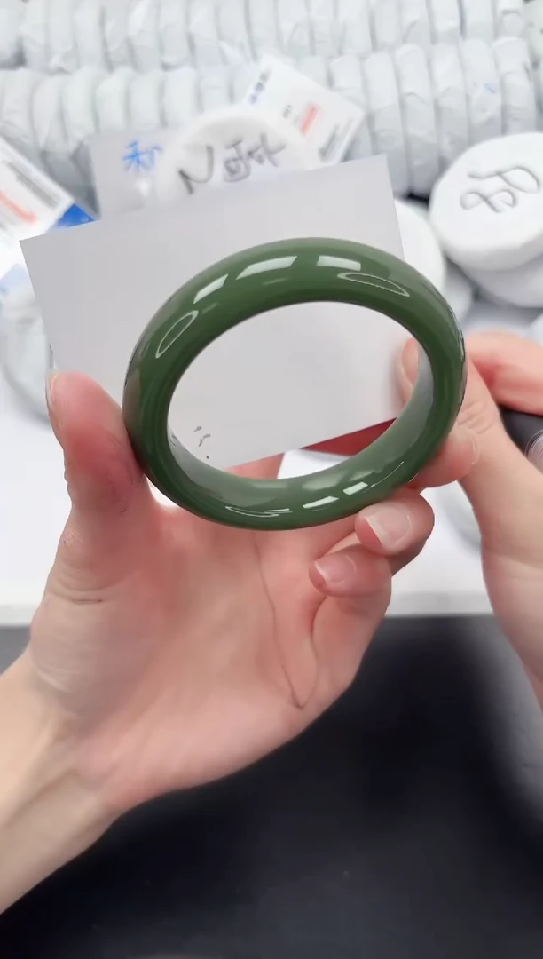 【闪购商品】石英质玉未镶嵌手镯140-55.8