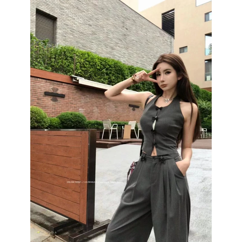 【婉君】夏季显瘦气质休闲百搭修身无袖设计感马甲LWJ24A1TZ443