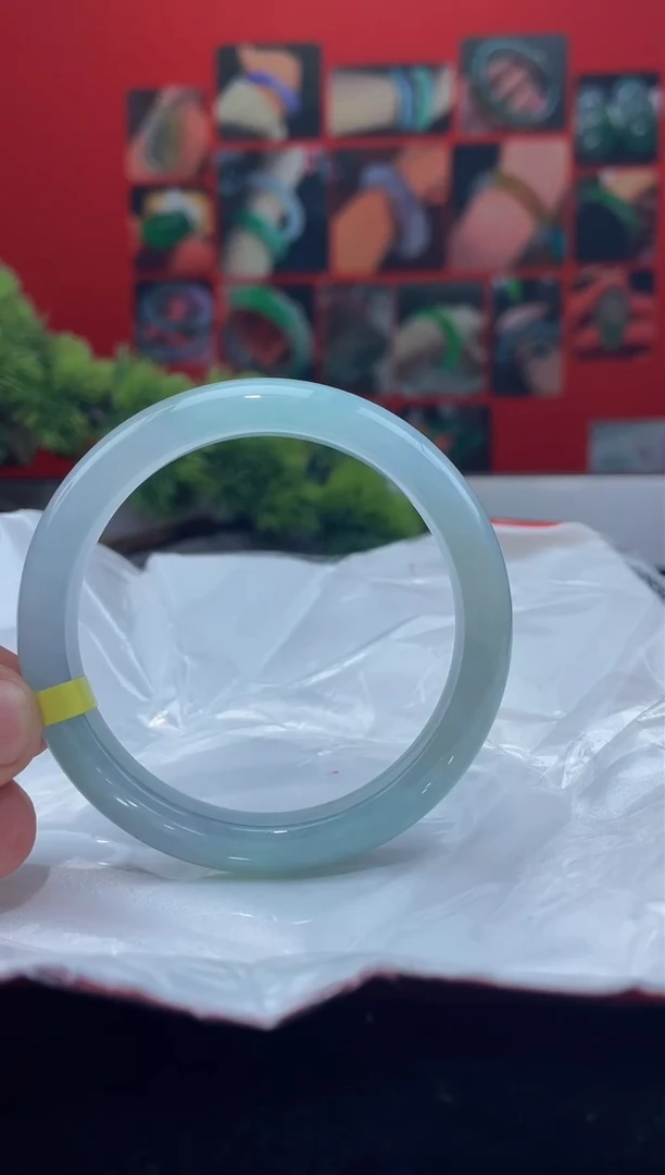 翡翠手镯未镶嵌9手镯