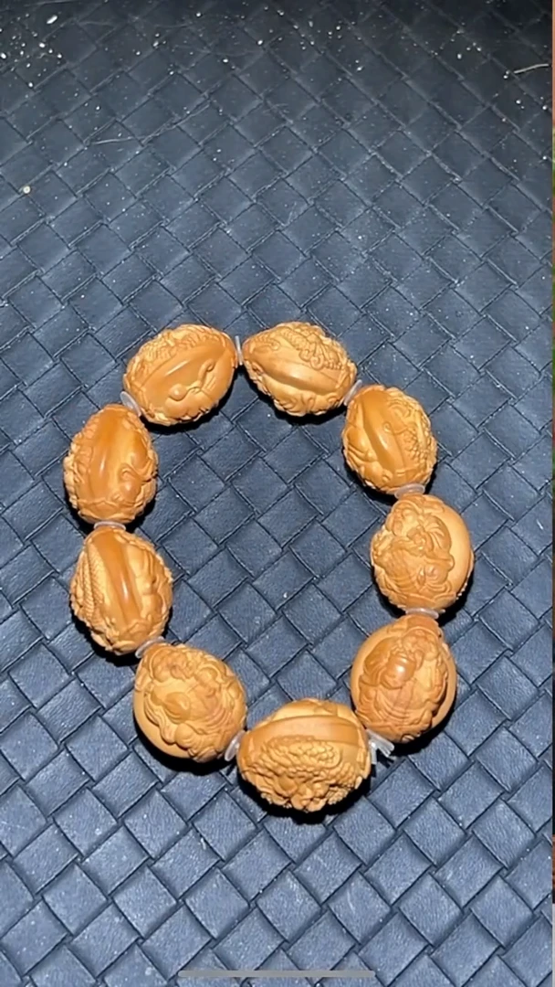 吊坠橄榄核1811-2437