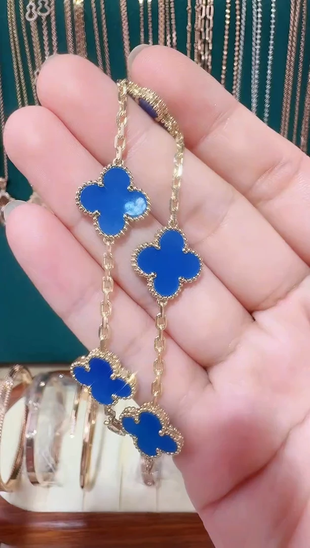 18K金镶嵌上课玛瑙/玉髓手链