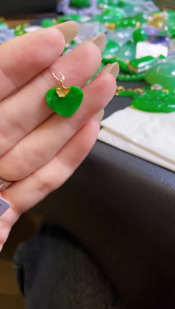【闪购商品】定制翡翠18K金镶嵌爱心
