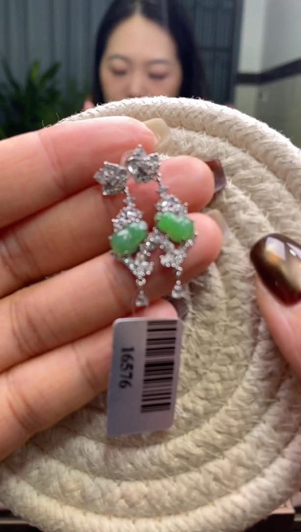 颈饰银S925镶嵌翡翠净货16576