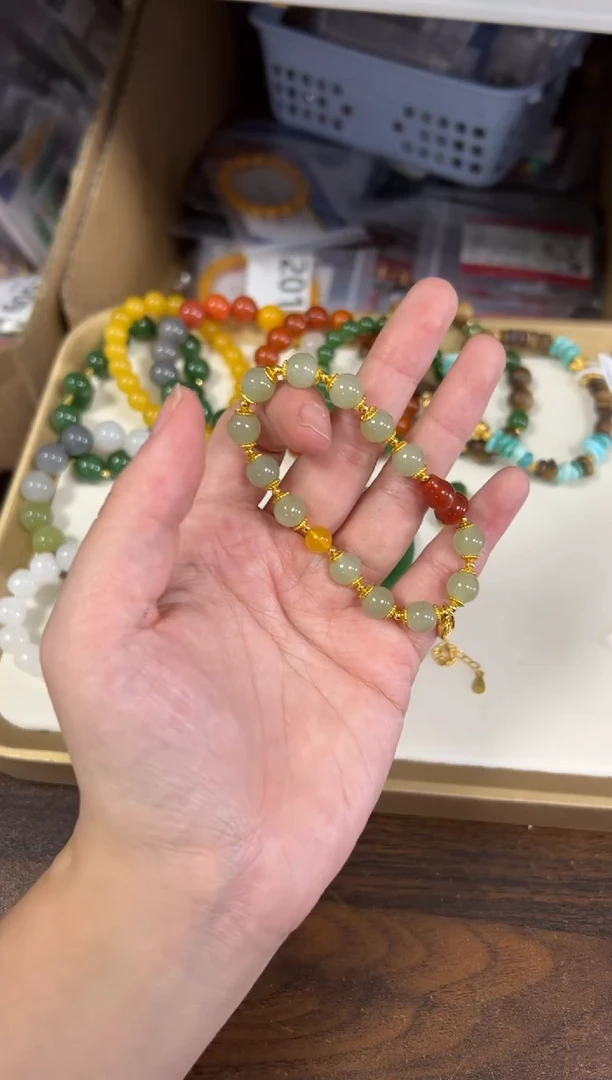 未镶嵌手链和田玉和田玉晴水红葫芦设计款手链[6397]