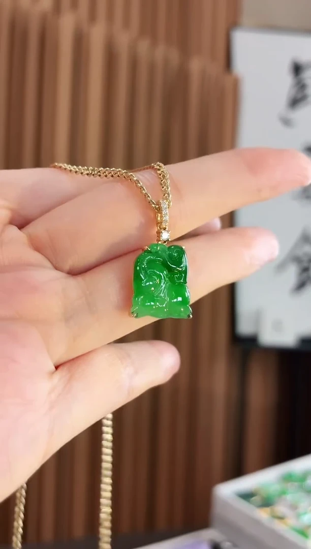 吊坠(不含链)18K金镶嵌翡翠吊坠