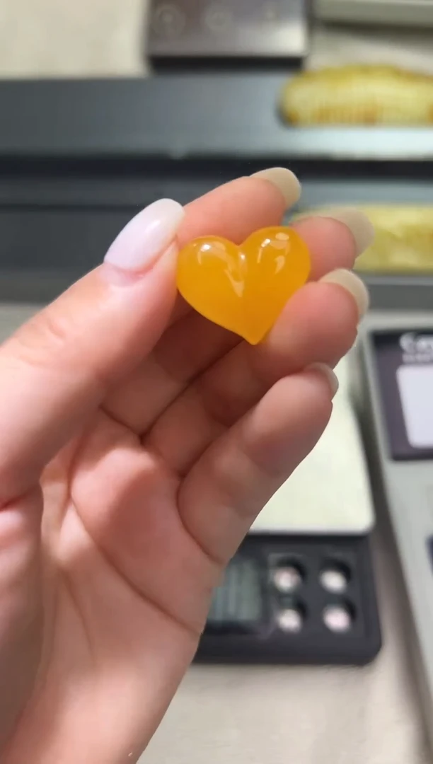 裸石琥珀未镶嵌琥珀蜜蜡吊坠