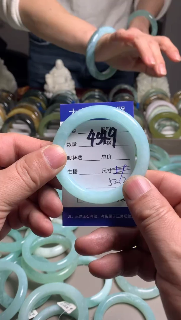 【闪购商品】蛇纹石玉手镯未镶嵌4549