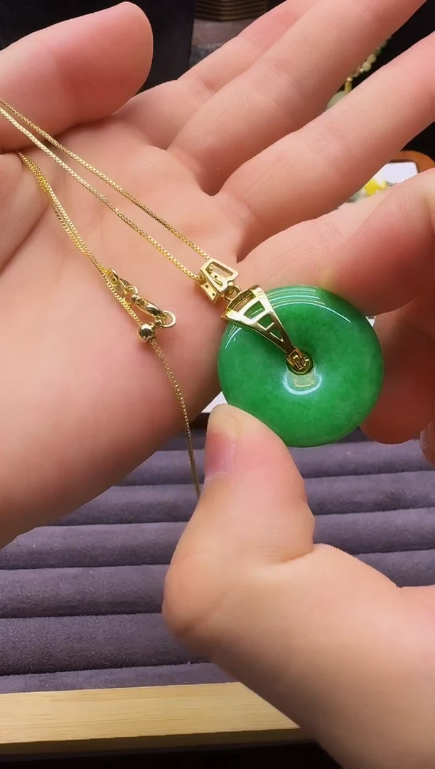 翡翠14K金镶嵌吊坠(赠链)D19