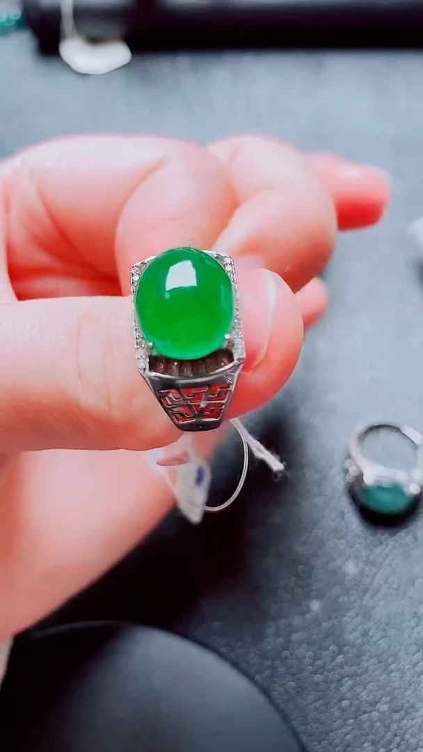 银S925镶嵌戒指翡翠1111
