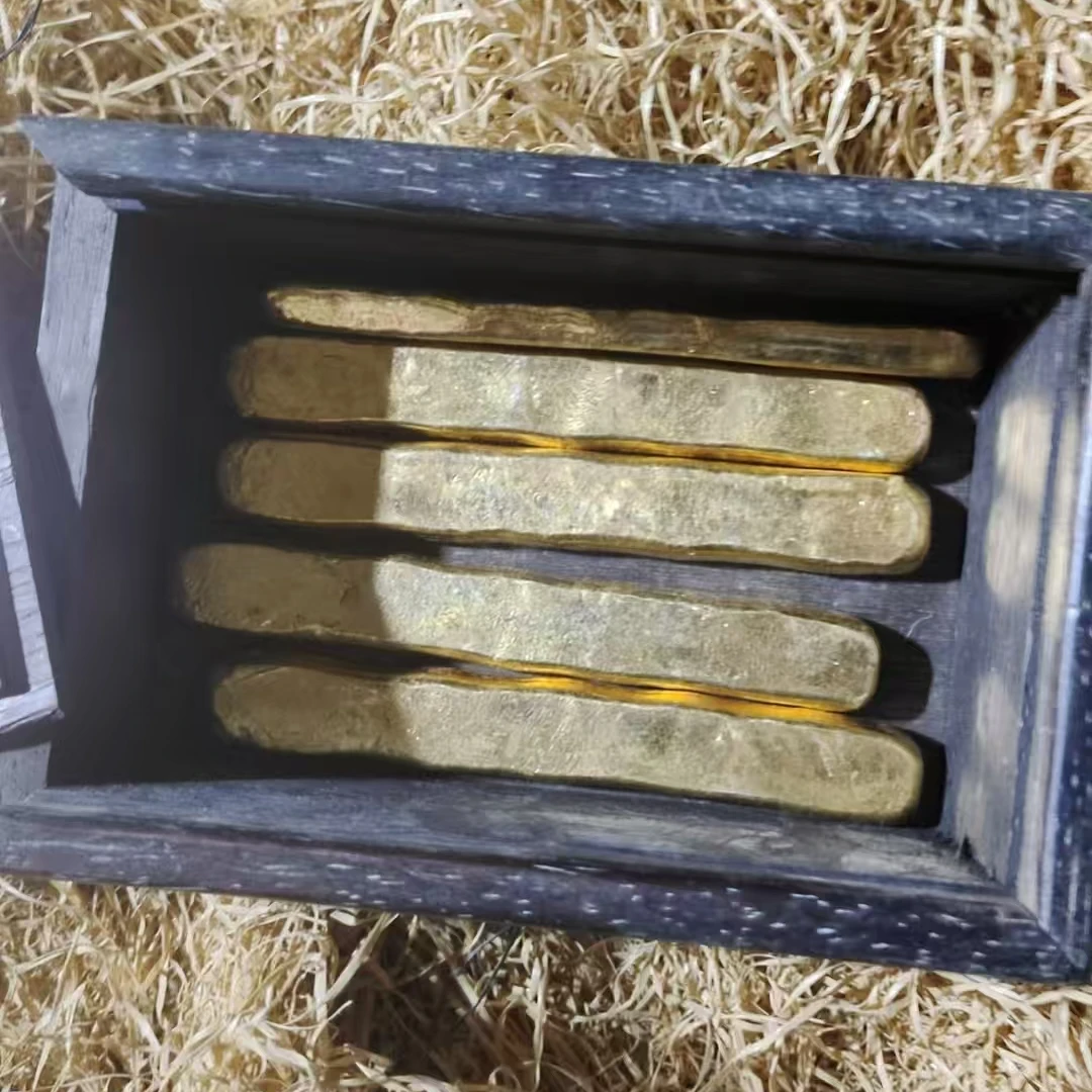 1个细金色条条摆件链接