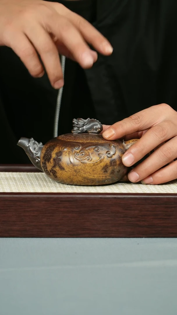 茶壶紫砂 龙骨金砂柴烧 天官赐福