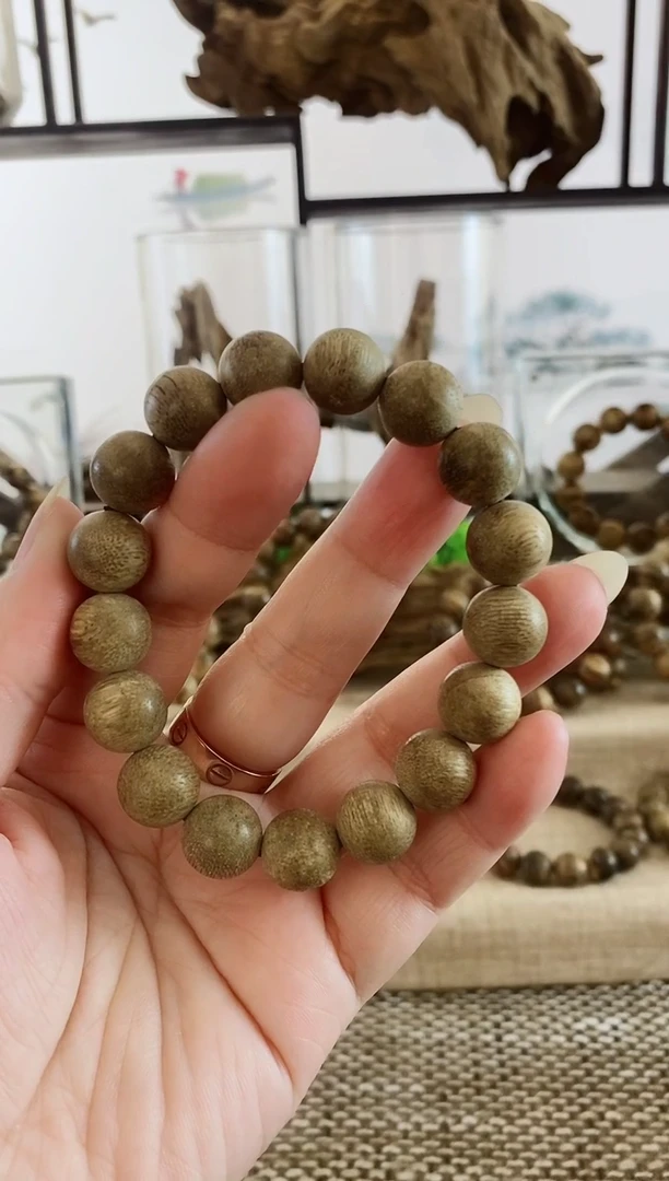 沉香手串海南倒架老料12+MM单圈