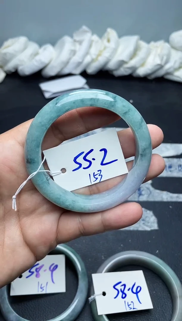 未镶嵌手镯翡翠153