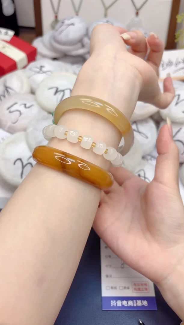 石英质玉手镯未镶嵌103-财气镯-圈口60