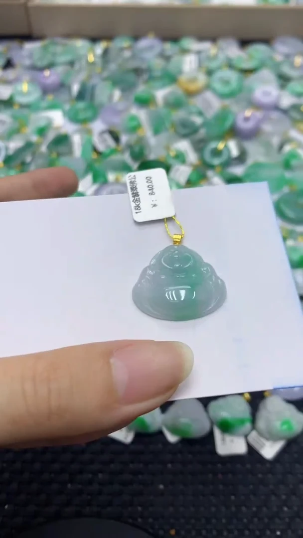 翡翠18K金镶嵌颈饰天然缅甸翡翠A货