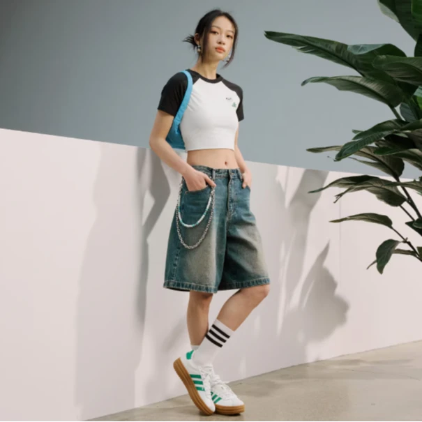 adidas阿迪达斯夏季新款熊猫休闲运动短袖KC0973