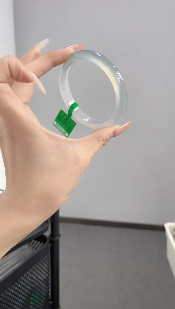 【闪购商品】玛瑙/玉髓手镯未镶嵌58-59圈