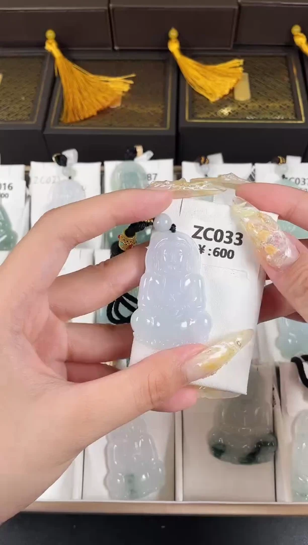 颈饰未镶嵌翡翠ZC033翡翠冰观音+孤品+送同款绳子