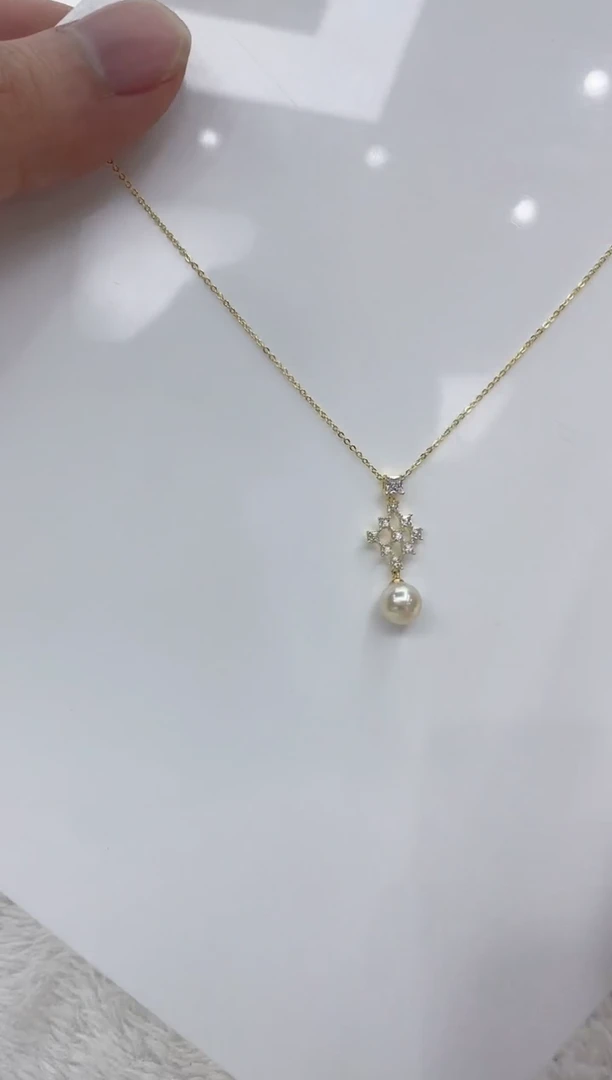 【闪购商品】海水珍珠颈饰银S925镶嵌海水珍珠项链