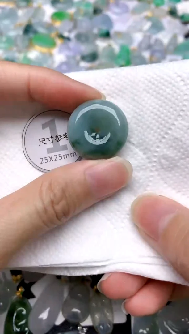 颈饰未镶嵌翡翠天然A货翡翠