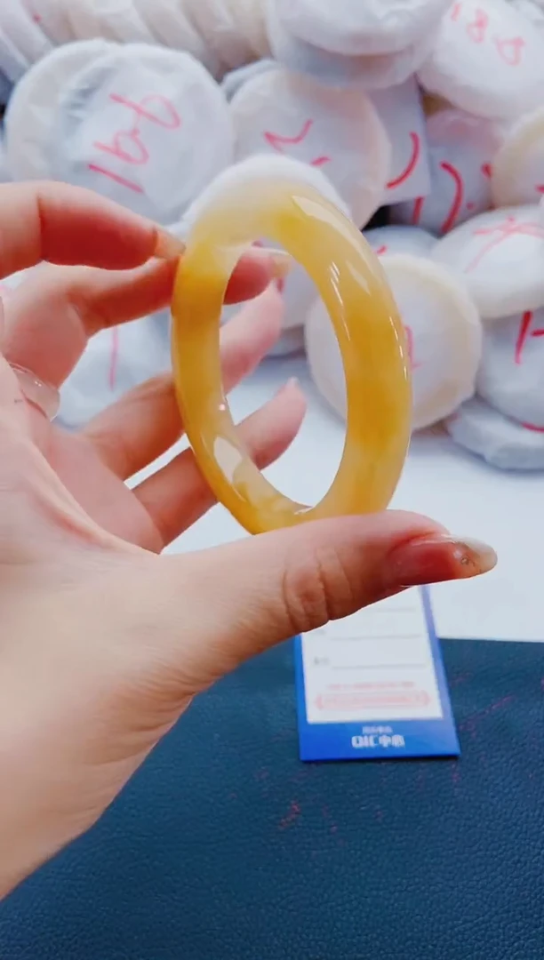 未镶嵌手镯石英质玉H15-60-59