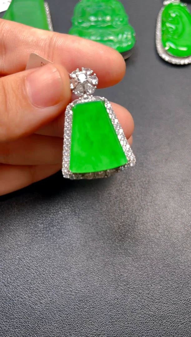 吊坠(不含链)银S925镶嵌翡翠吊坠