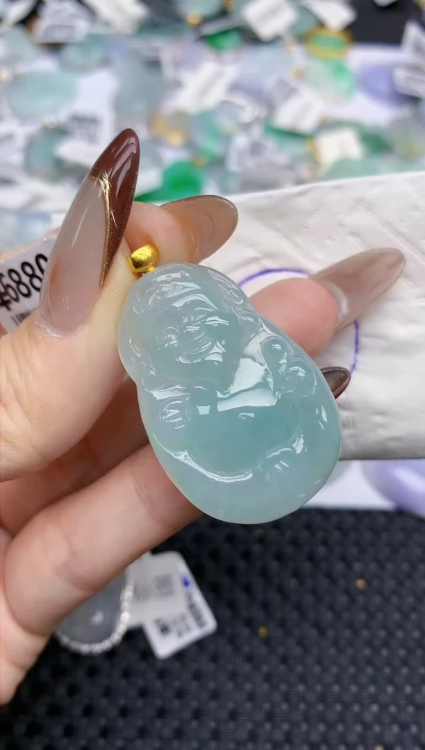 颈饰18K金镶嵌翡翠   天然翡翠A货  百元以上9米证书费自理·