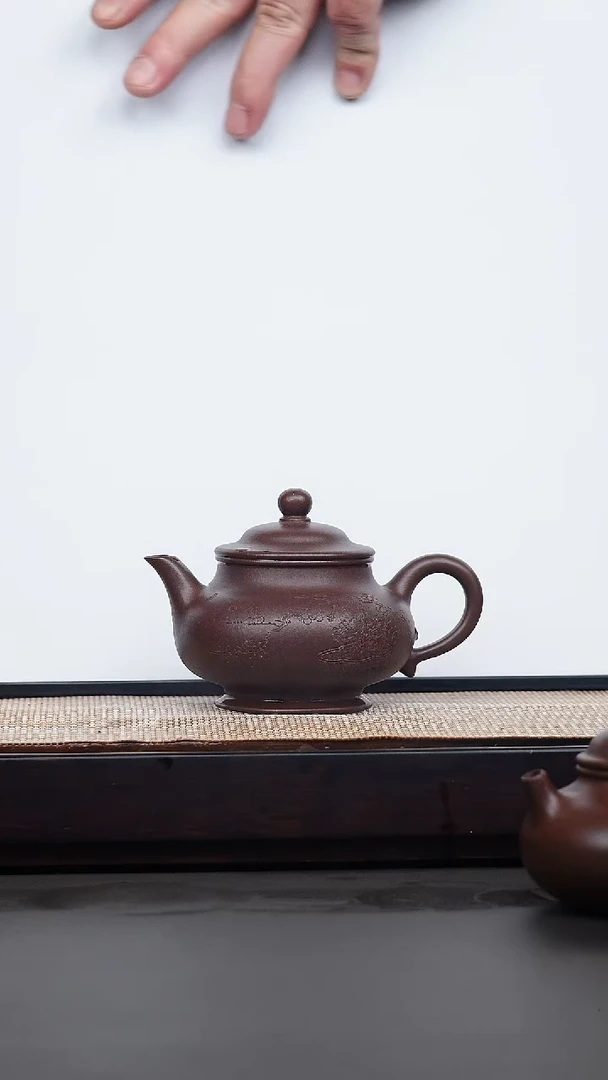 茶壶紫砂大水潭紫泥刻绘霖月