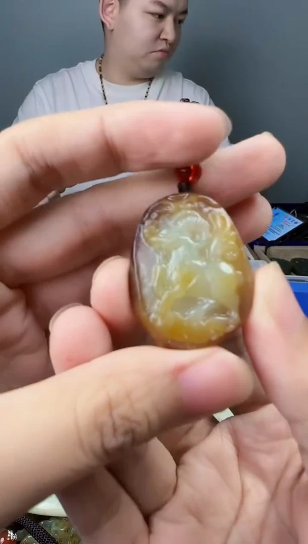 和田玉未镶嵌颈饰1