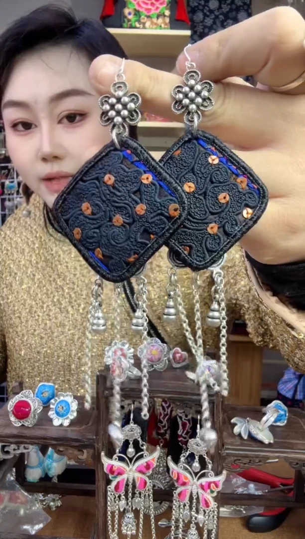 【闪购商品】刺绣纯手工苗绣非遗耳环