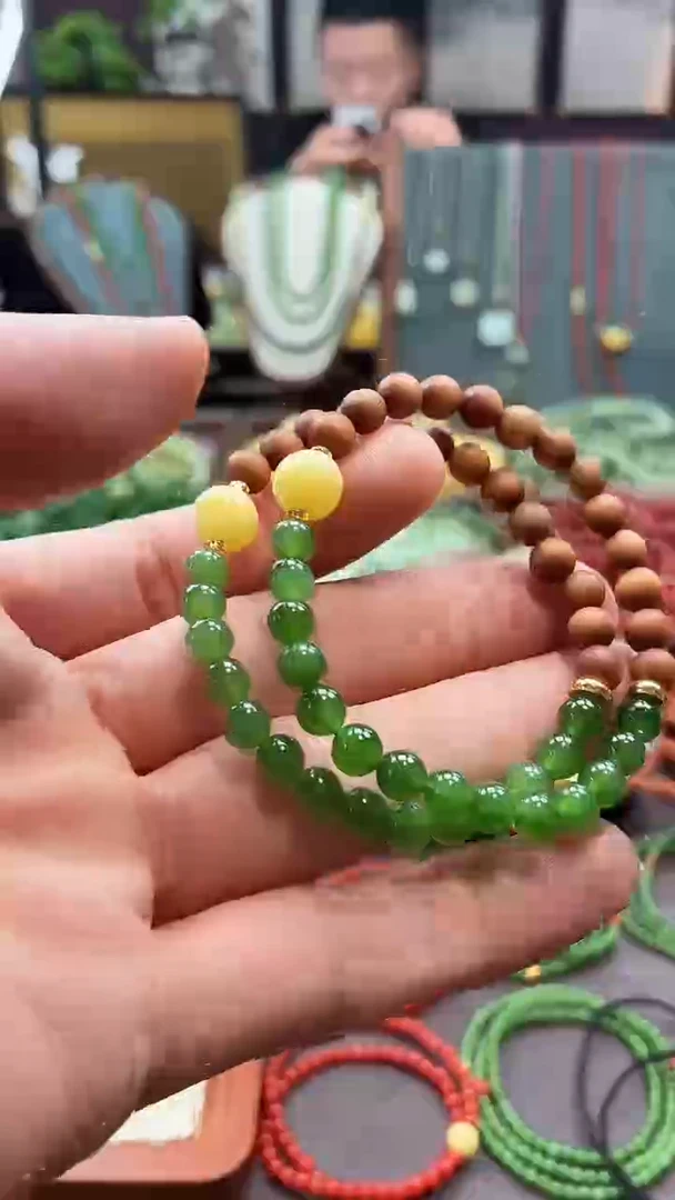 未镶嵌手串和田玉（碧玉）多样性发货任发其一