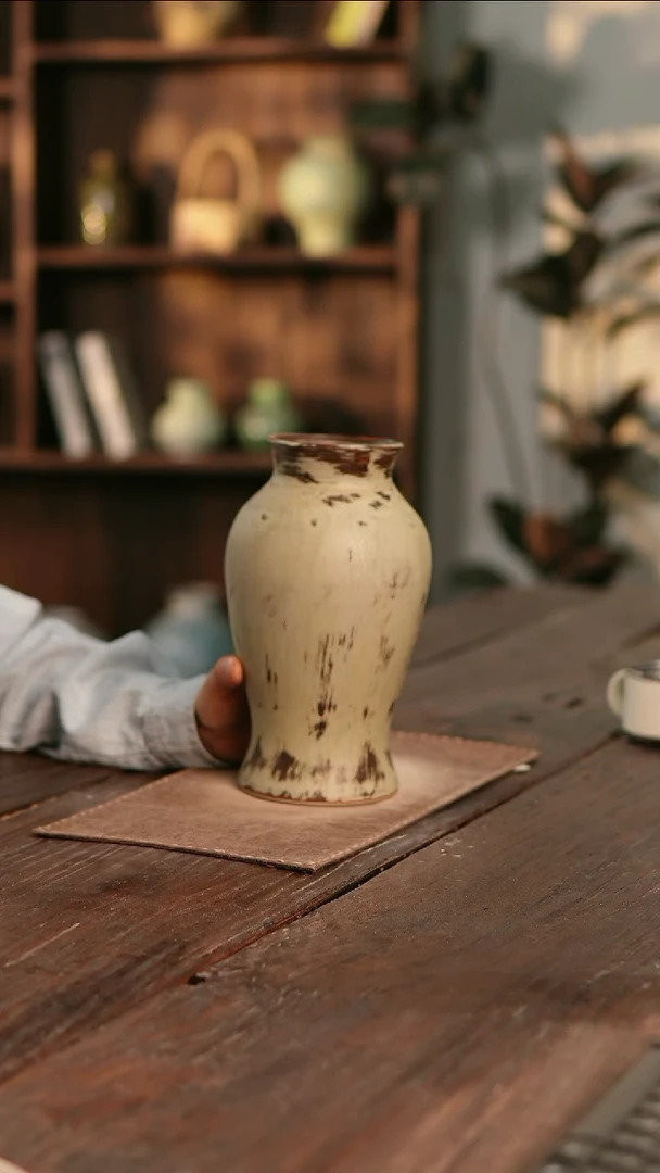 摆件17-112高24口8误差21无孔