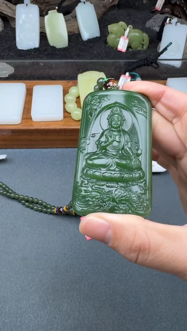 颈饰未镶嵌和田玉2