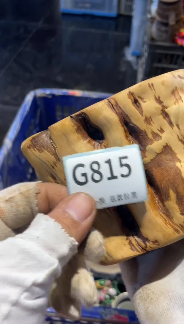瓷片大*表弟直播链接火爆