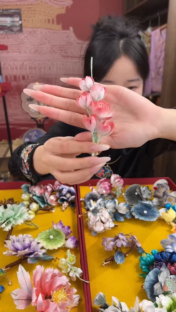 刺绣非遗绒花（发饰）